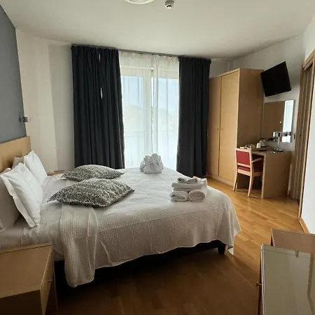 Oasi Wellness & 4* Riva
