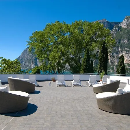 Hotel Oasi Wellness &