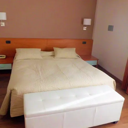 Oasi Wellness & 4*